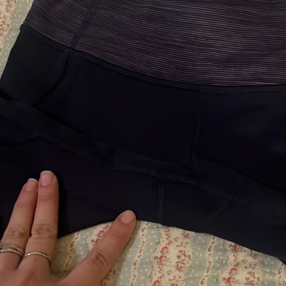 Lululemon cropped pants - Picture 4 of 8